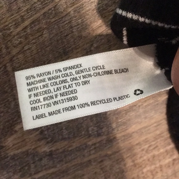 ☀️3/$24☀️ Striped Turtleneck - Picture 6 of 6